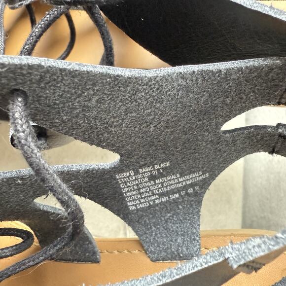 Gap Gladiator Sandals Black White Cutout Flat Heels Lace Up Womens Size 9 - Picture 3 of 8